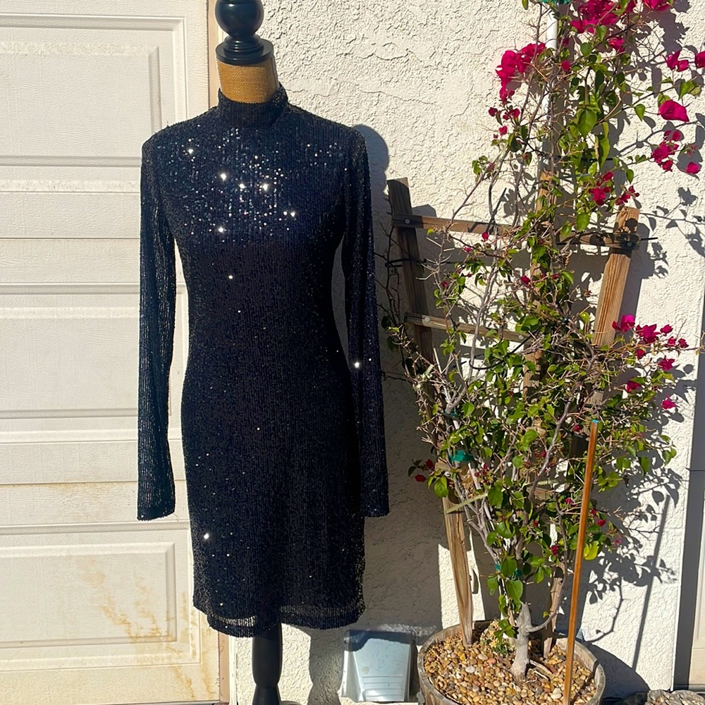 GB Black Long Sleeve Sequins Dress